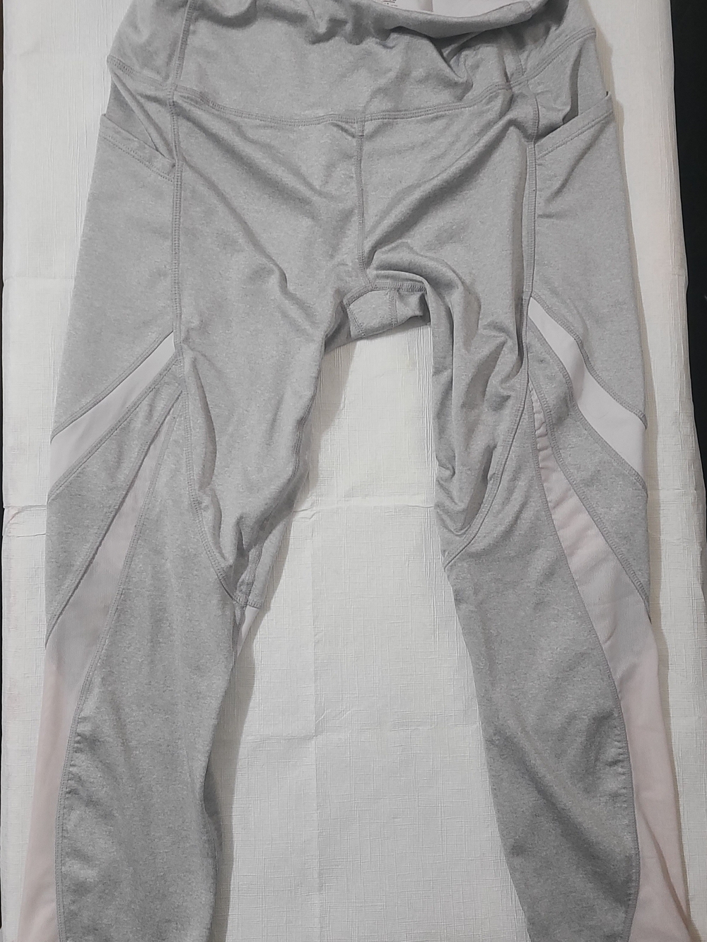 Men's Light Gray Performance Leggings - Comfortable Fit